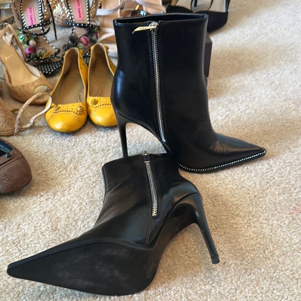 Zara Black Ankle Boots with diamonds - Picture 2 of 3